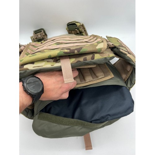 Бронежилет ЗАЩИТНИК в Анапе с кевларовым баллистическим пакетом C2, капами и бронеплитами Бр5