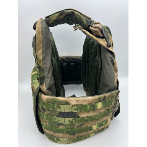 Бронежилет ЗАЩИТНИК в Анапе с кевларовым баллистическим пакетом C2, капами и бронеплитами Бр5