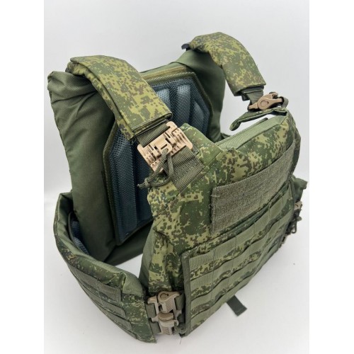 Бронежилет ЗАЩИТНИК в Анапе с кевларовым баллистическим пакетом C2, капами и бронеплитами Бр5