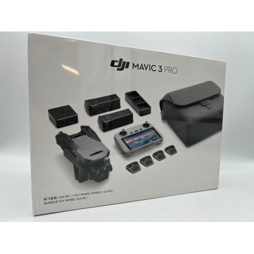 Квадрокоптер DJI Mavic 3 Fly More Combo в Анапе DJI RC / с экраном