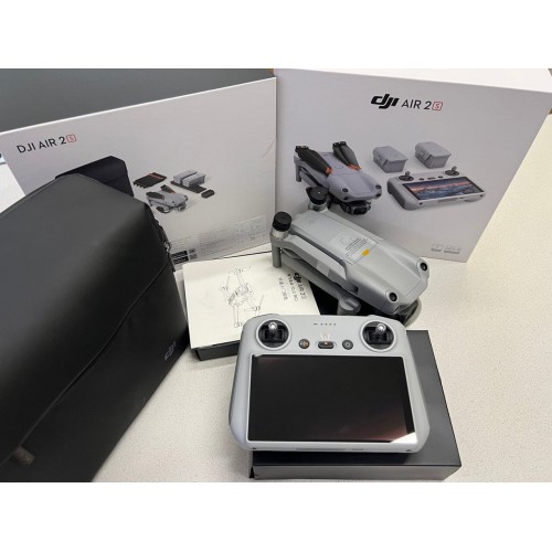 Квадрокоптер DJI AIR 2S Fly More Combo (пульт DJI RC с экраном) в Анапе