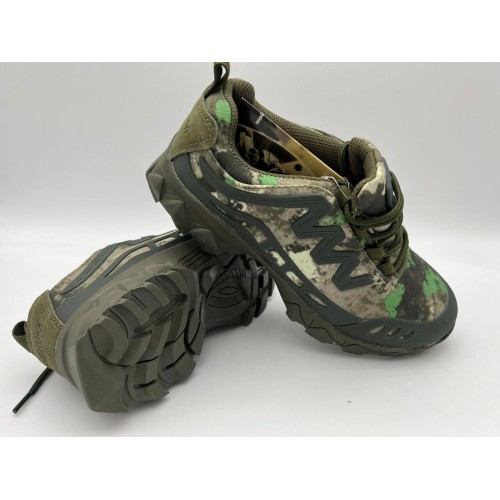 Треккинговые кроссовки «MAGNUM» летние в Анапе